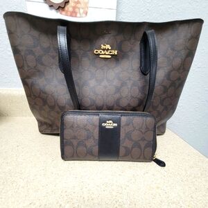 Coach purse with matching wallet